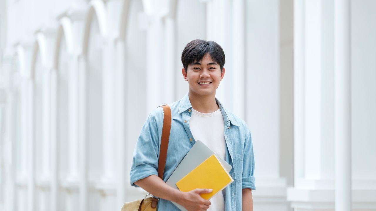 Peran Mahasiswa Dalam Mengembangkan Potensi Diri Selama Masa Kuliah