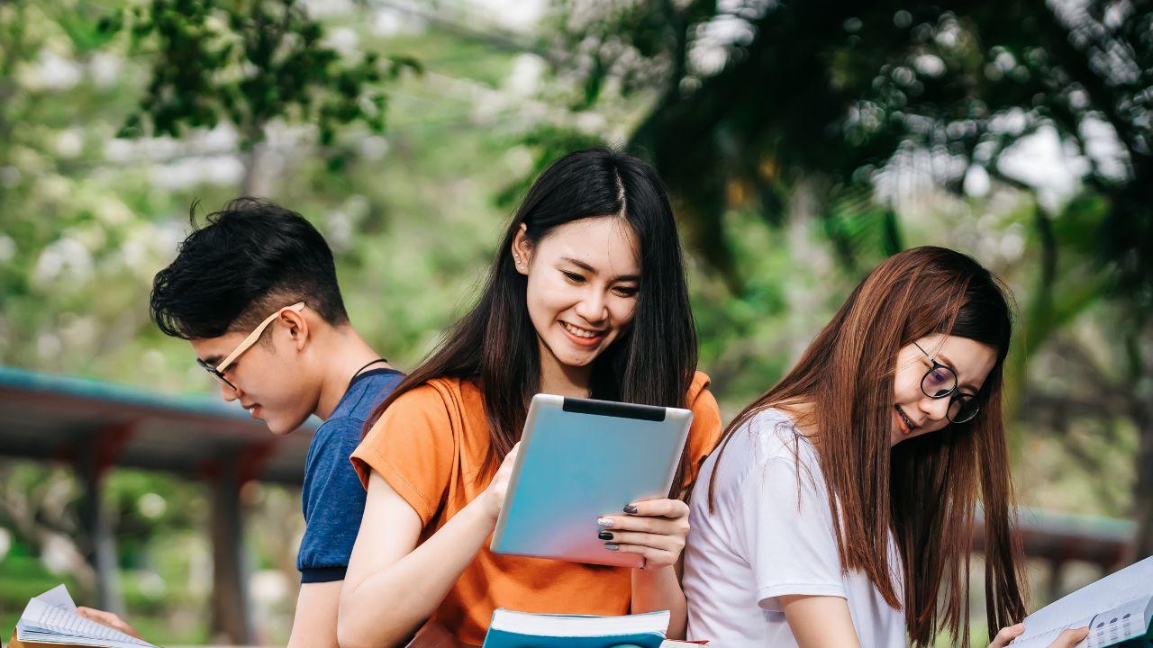 Mahasiswa Dan Pentingnya Kemampuan Berpikir Kritis Dalam Dunia Akademik