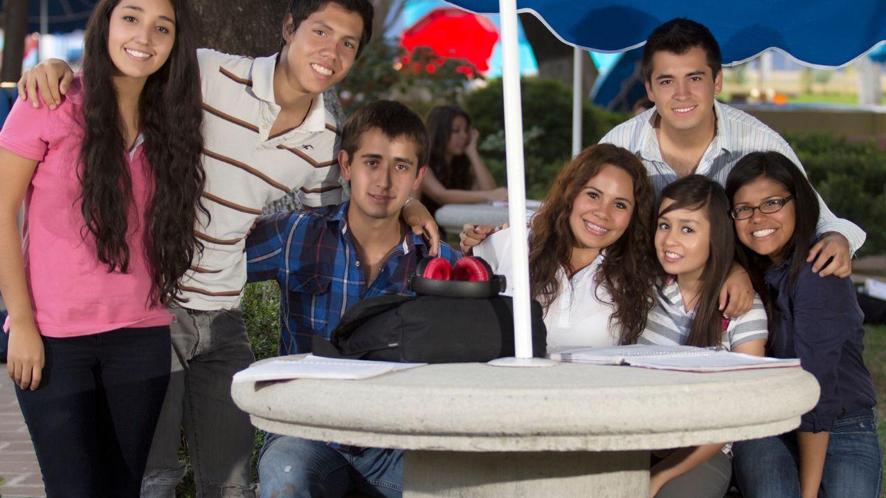 Peran Mahasiswa Dalam Pelestarian Lingkungan Kampus