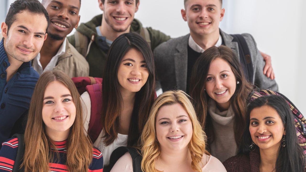 Mahasiswa Dan Peran Kampus Dalam Membangun Budaya Akademik