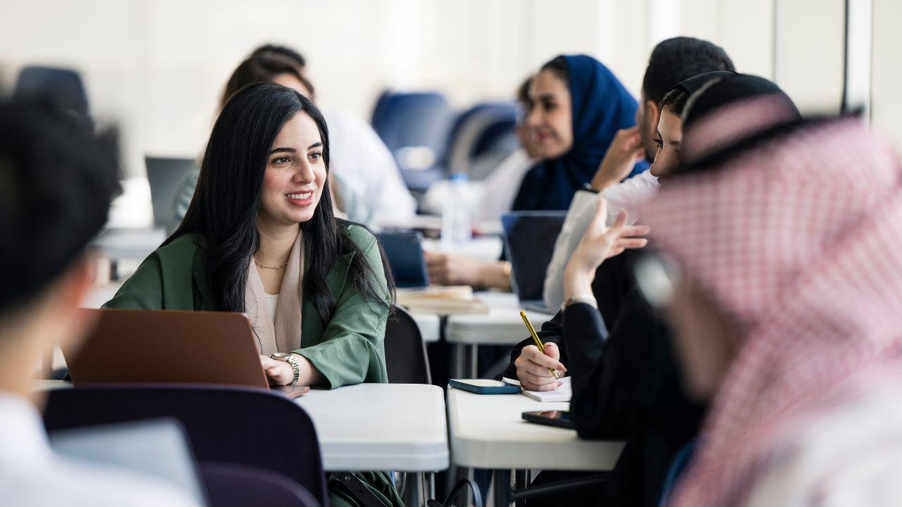 Mahasiswa Dan Tantangan Menghadapi Dunia Kerja Setelah Lulus