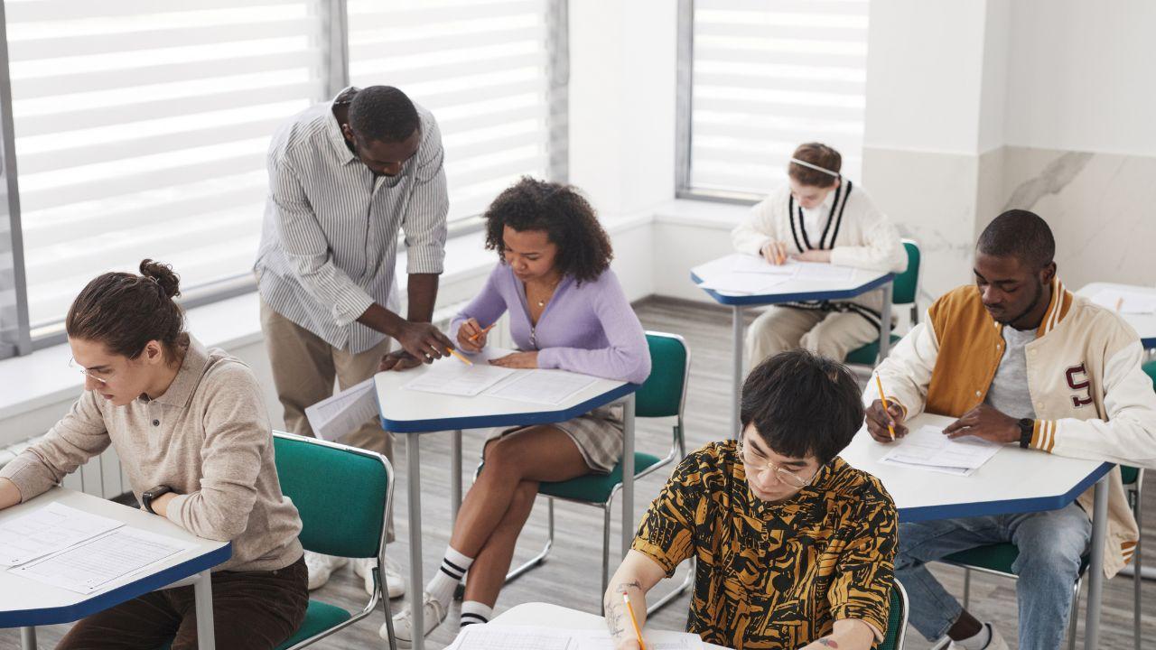 Mahasiswa Dan Peran Dalam Peningkatan Kualitas Pendidikan