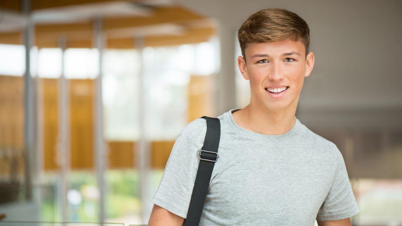 Mahasiswa Dan Pengaruh Lingkungan Kampus Terhadap Pembentukan Pola Pikir