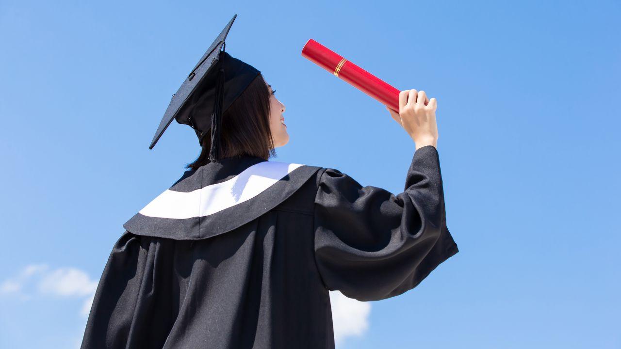 Tips Mahasiswa Menghadapi Ujian Tengah Semester Tanpa Stres