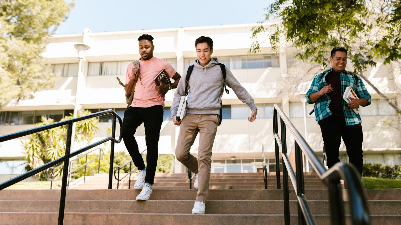 Mahasiswa Dan Pentingnya Aktivitas Fisik Untuk Kesehatan