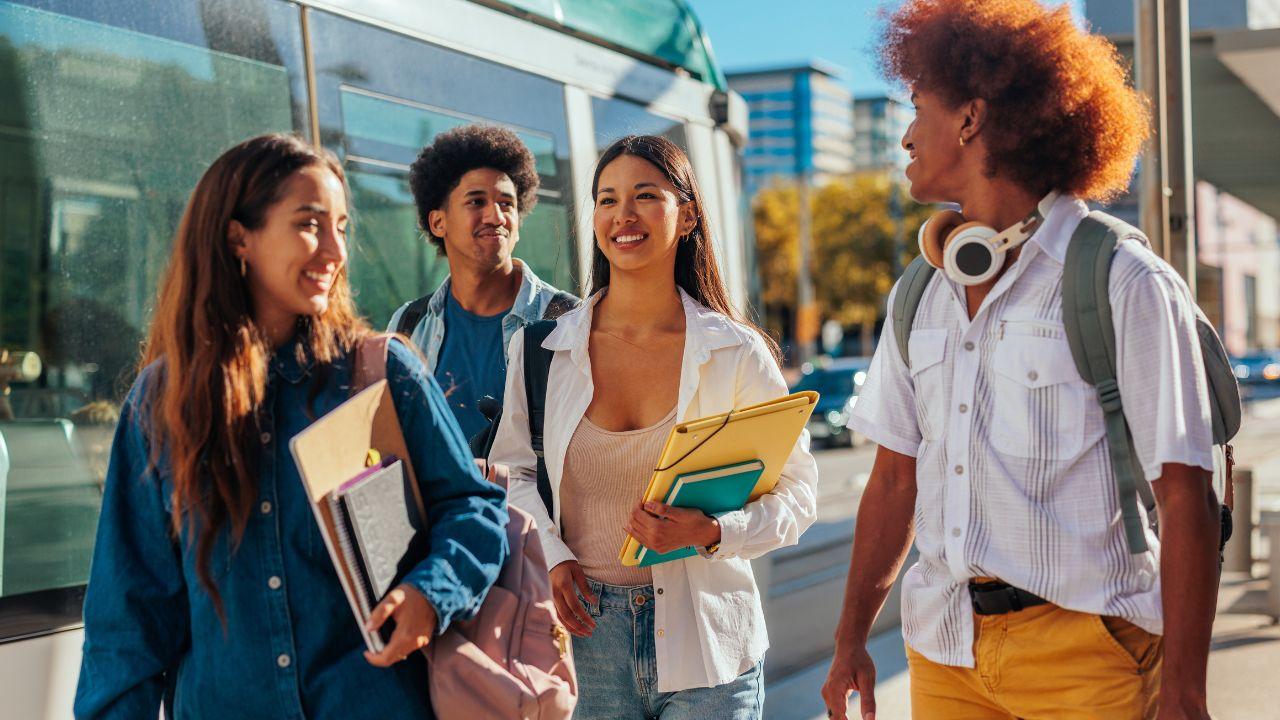 Mahasiswa Dan Tantangan Mengikuti Organisasi Kampus