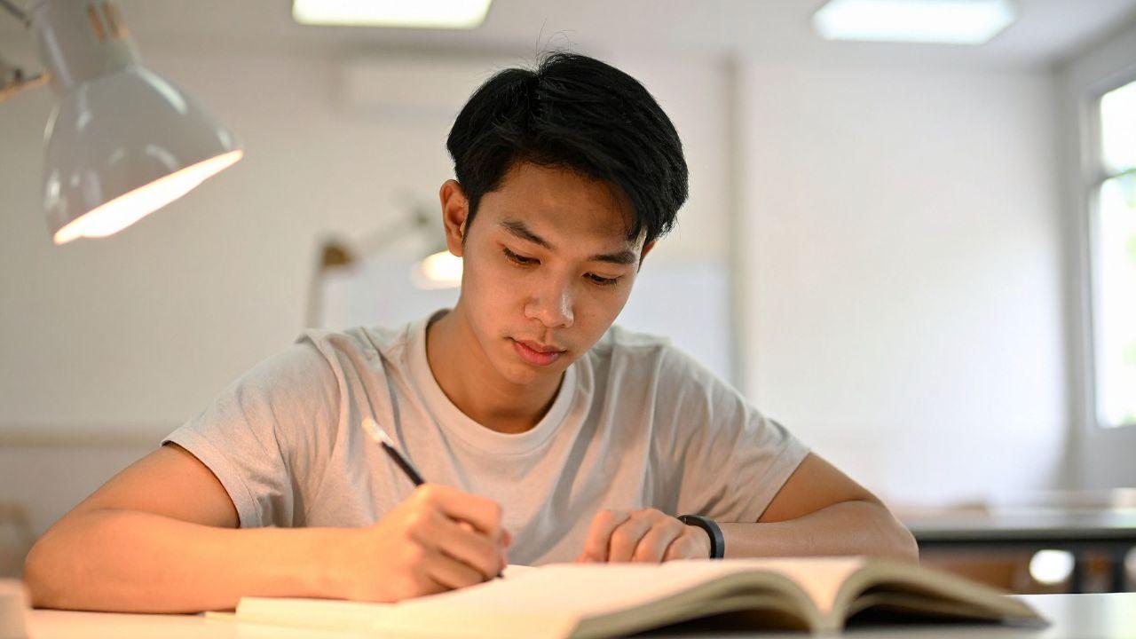 Dinamika Kehidupan Mahasiswa Indonesia Di Era Modern