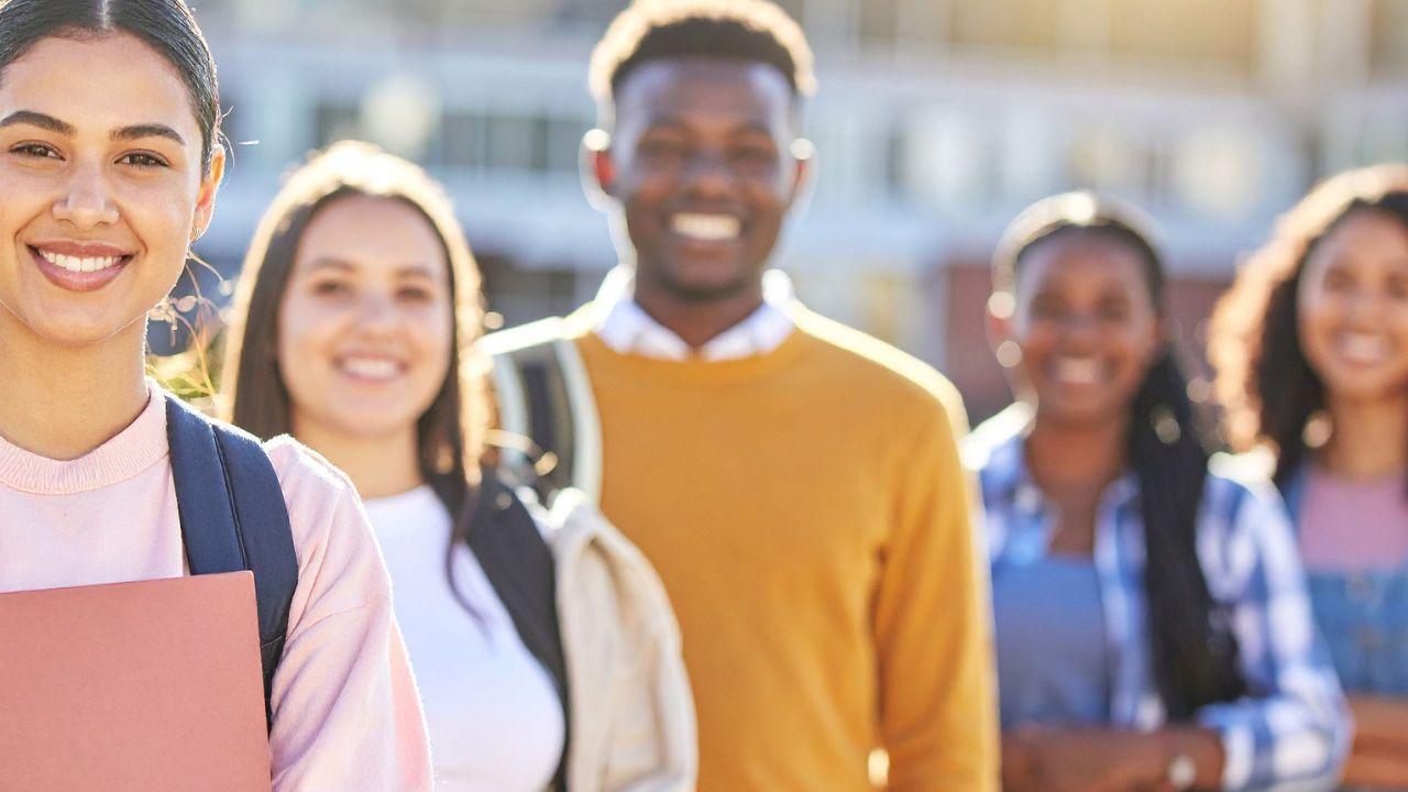 Mahasiswa Dan Transformasi Budaya Literasi Di Perguruan Tinggi