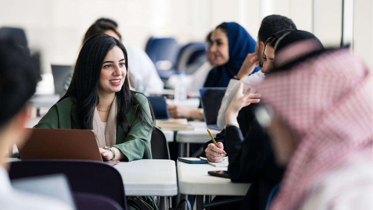 Dinamika Kehidupan Mahasiswa Di Universitas Indonesia: Antara Akademik, Karakter, Dan Kesejahteraan
