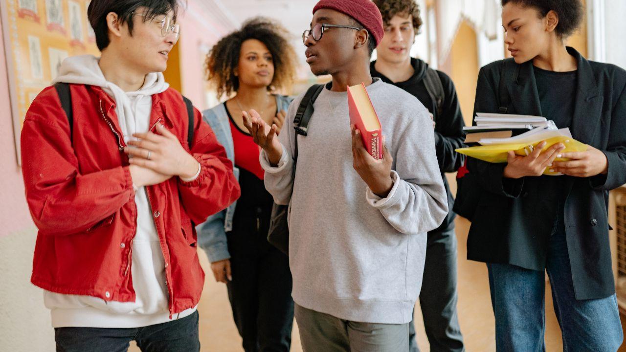 Mahasiswa Dan Masa Depan Pendidikan Tinggi Indonesia: Antara Intelektualitas Dan Kematangan Karakter