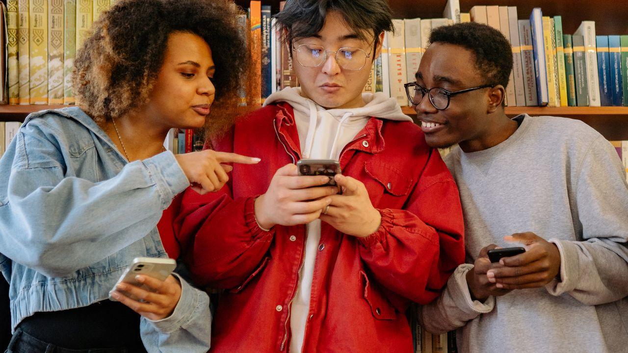 Mahasiswa Sebagai Agen Pembelajaran Berkelanjutan Di Universitas Indonesia