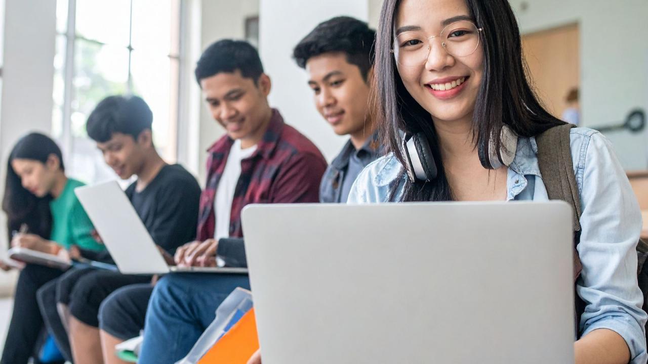 Mahasiswa Dan Inovasi Digital: Membangun Kompetensi Di Era Transformasi Teknologi