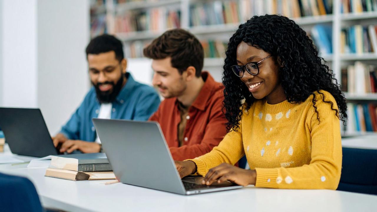 Mahasiswa, Riset, Dan Kontribusi Sosial: Membangun Intelektual Muda Yang Berdampak