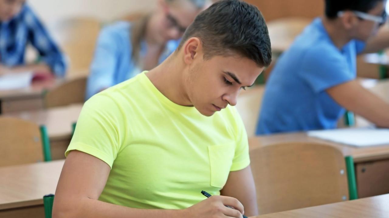 Mahasiswa Dan Kepemimpinan: Menumbuhkan Karakter Visioner Di Lingkungan Kampus