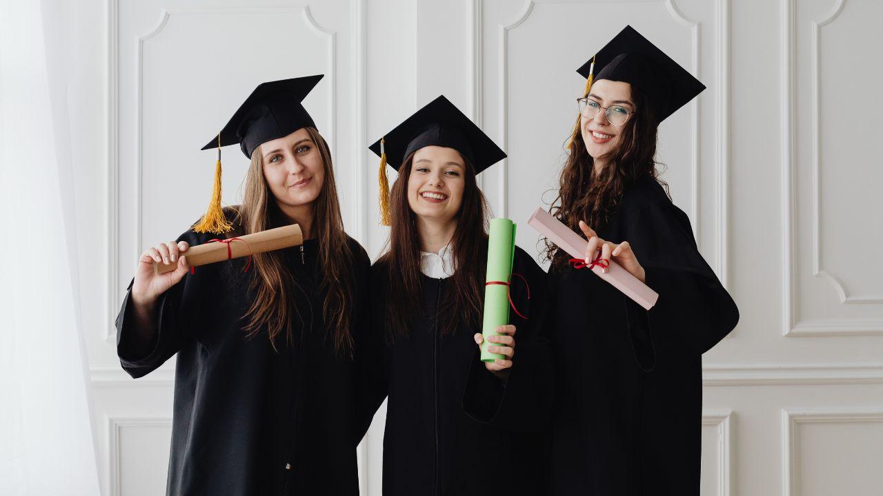 Mahasiswa Sebagai Agen Perubahan Sosial: Dari Idealisme Menuju Aksi Nyata