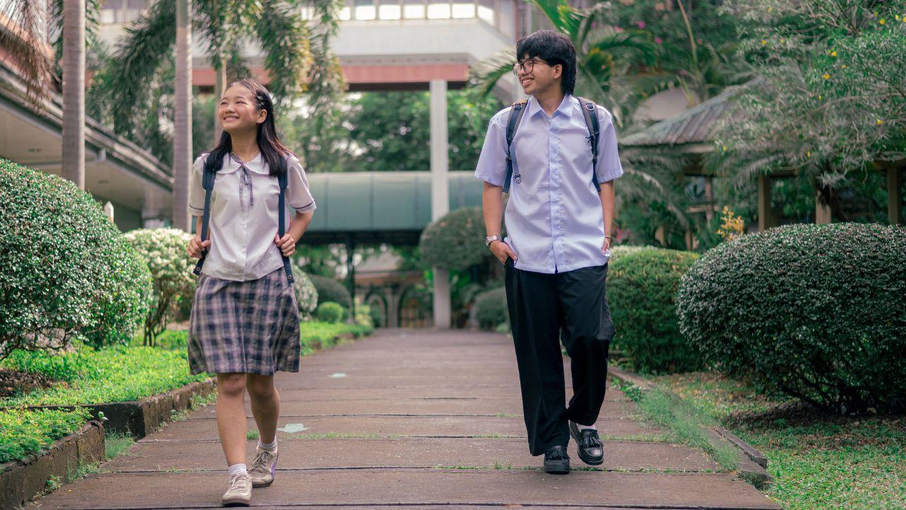 Mahasiswa Dan Kurikulum Perguruan Tinggi: Menyiapkan Generasi Berpengetahuan Dan Berkarakter