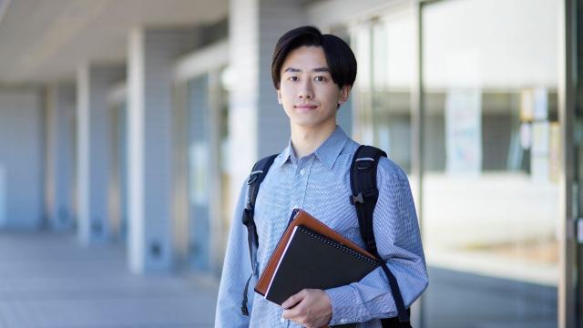 Peran Dosen Dalam Membimbing Dan Membentuk Mahasiswa Di Perguruan Tinggi