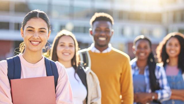 Mahasiswa Di Era Teknologi: Tantangan Dan Tanggung Jawab