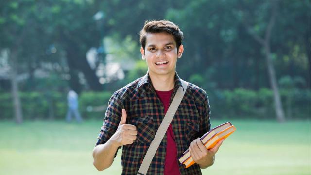 Gambar Artikel Mahasiswa Dan Dunia Kerja, Menyiapkan Diri Sejak Bangku Kuliah