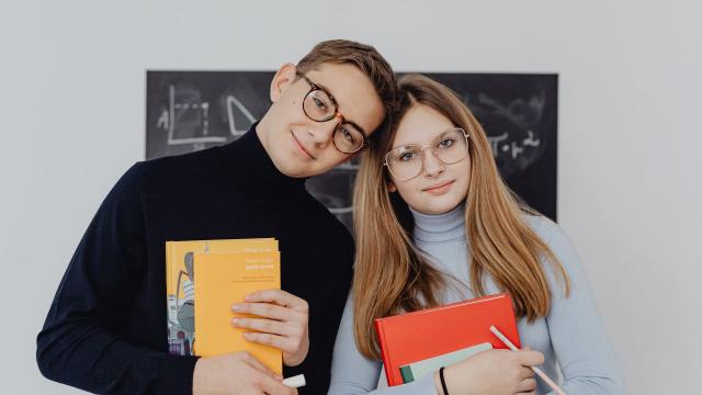 Gambar Artikel Kehidupan Mahasiswa Di Kota Dan Kos: Proses Mandiri Dan Tantangan Sehari-hari