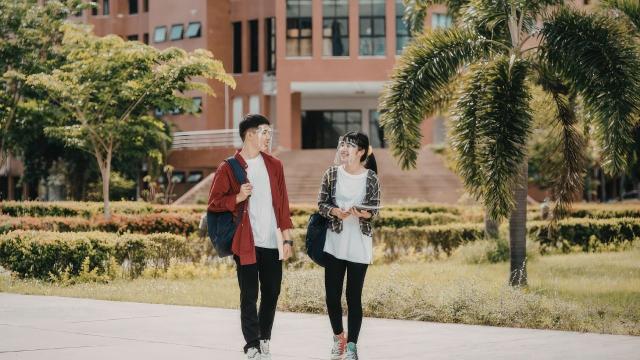 Gambar Artikel Mahasiswa Kolaboratif: Membangun Sinergi Akademik, Organisasi, Dan Inklusivitas Di Kampus