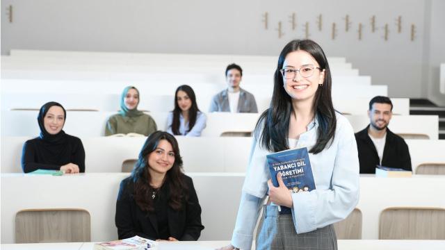 Peran Mahasiswa Dalam Mendorong Pendidikan Berbasis Kewirausahaan