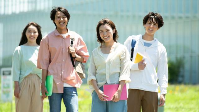 Mahasiswa Dan Peranannya Dalam Meningkatkan Literasi Akademik Di Perguruan Tinggi