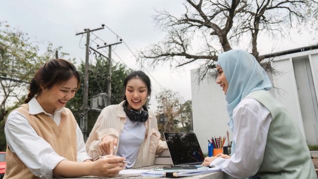 Gambar Artikel Mahasiswa Dan Gaya Hidup Aktif: Menjaga Kebugaran Dalam Aktivitas Organisasi, Sosial, Dan Akademik