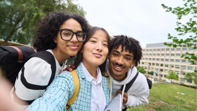 Mahasiswa Dan Pentingnya Keseimbangan Antara Akademik Dan Kehidupan Pribadi