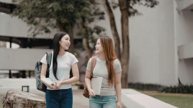 Mahasiswa Dan Adaptasi Teknologi AI: Menjadi Pembelajar Cerdas Di Era Digital