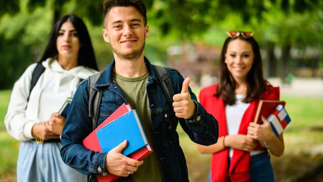Mahasiswa Dan Pengembangan Soft Skills: Kunci Sukses Di Dunia Akademik Dan Profesional