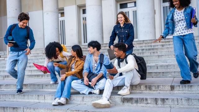 Gambar Artikel Peningkatan Kualitas Mahasiswa Melalui Transformasi Pendidikan Di Universitas Indonesia