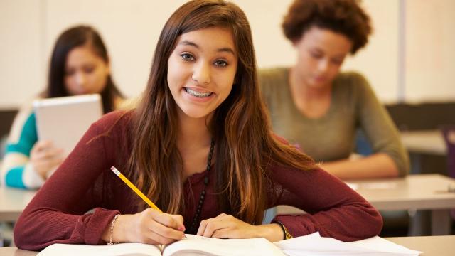 Gambar Artikel Peran Universitas Indonesia Dalam Membangun Mahasiswa Berdaya Saing Melalui Pendidikan Inklusif Dan Kurikulum Adaptif