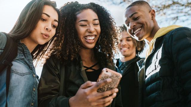 Gambar Artikel Mahasiswa Indonesia Dan Transformasi Pendidikan Di Era Digital Modern