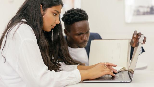 Gambar Artikel Mahasiswa Indonesia Dan Pentingnya Mindset Sukses Dalam Menghadapi Tantangan Pendidikan