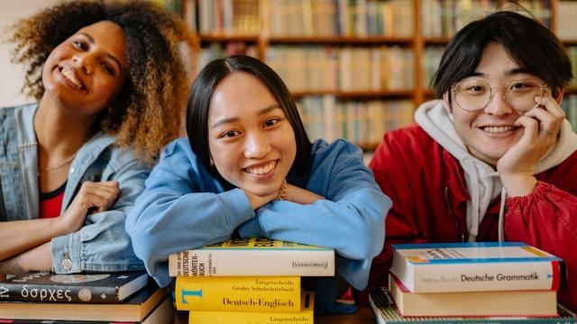 Gambar Artikel Mahasiswa Indonesia Dan Pentingnya Soft Skills Dalam Meningkatkan Daya Saing