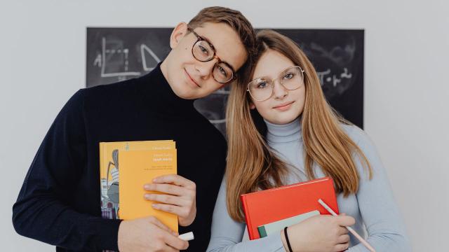 Gambar Artikel Mahasiswa Berdaya Saing Global: Strategi Pendidikan, Karakter, Dan Kesehatan Di Era Digital