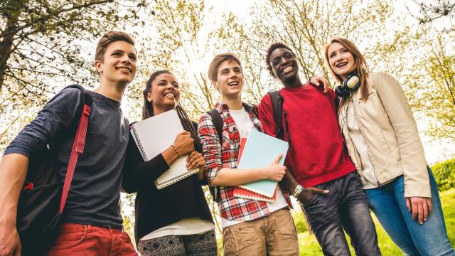 Membangun Mahasiswa Adaptif Di Tengah Perubahan Sistem Pendidikan Tinggi Indonesia