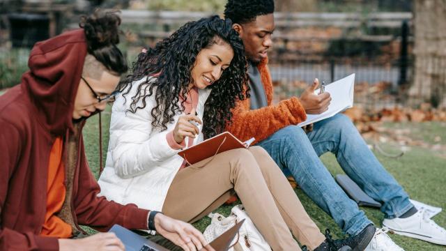 Gambar Artikel Membangun Etika Akademik Mahasiswa Indonesia Untuk Menjaga Integritas Pendidikan Tinggi