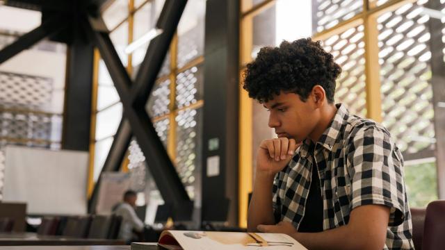 Peran Lingkungan Kampus Dalam Membentuk Mahasiswa Berdaya Saing Dan Berintegritas