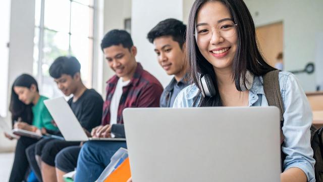 Gambar Artikel Mahasiswa Dan Peran Dalam Menumbuhkan Semangat Kolaborasi Antar Generasi