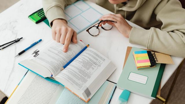 Gambar Artikel Implementasi Kurikulum Merdeka Di Universitas: Konsep, Tahapan, Dan Peran Mahasiswa