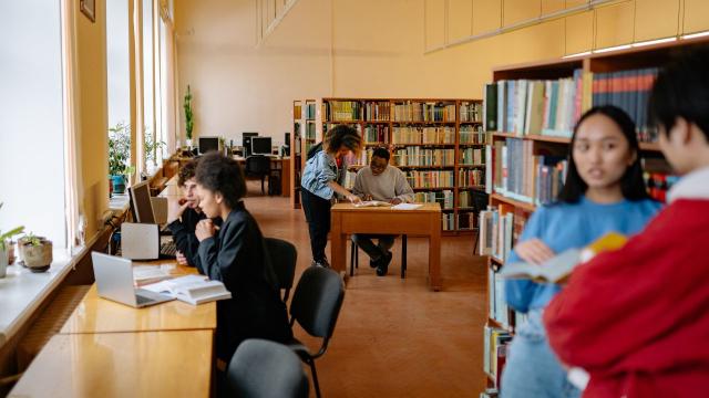 Dinamika Mahasiswa Indonesia: Membangun Karakter, Inklusivitas, Dan Prestasi Di Dunia Kampus