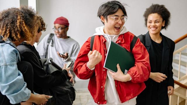 Mahasiswa Indonesia Di Tengah Perubahan Zaman: Adaptasi Pendidikan, Karakter, Dan Kehidupan Kampus