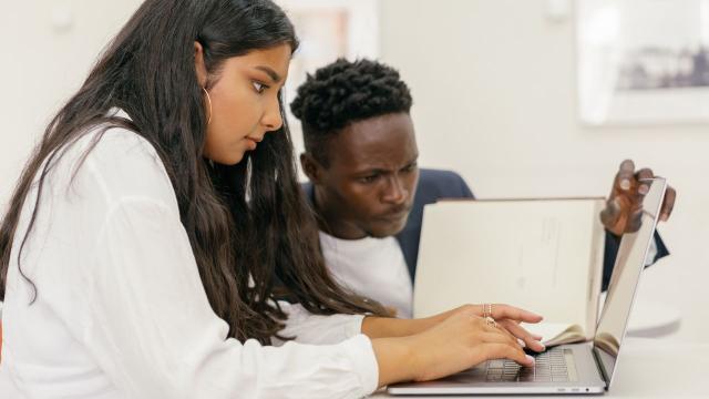 Gambar Artikel Mahasiswa Dan Pentingnya Sikap Proaktif Dalam Mengembangkan Diri