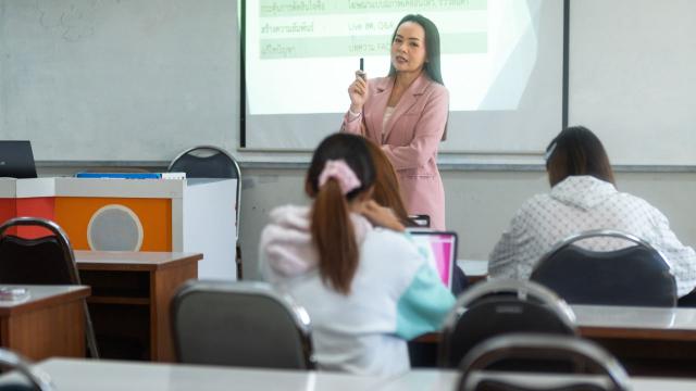 Gambar Artikel Mahasiswa Dan Kemandirian Belajar: Strategi Sukses Di Perguruan Tinggi