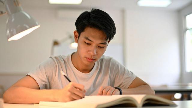 Gambar Artikel Mahasiswa Dan Tantangan Menjaga Konsistensi Dalam Proses Pengembangan Diri