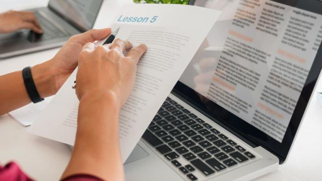 Mahasiswa Dan Pengaruh Lingkungan Pergaulan Terhadap Perkembangan Diri