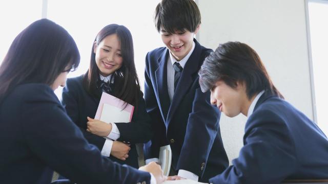 Gambar Artikel Mahasiswa Dan Pengalaman Hidup Mandiri Selama Menempuh Pendidikan Tinggi