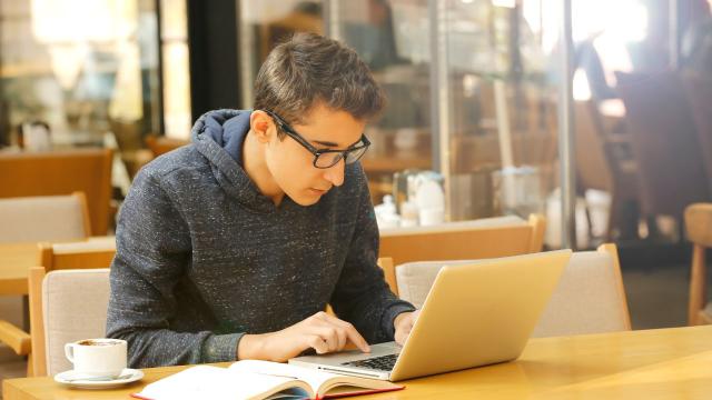 Strategi Pengembangan Diri Mahasiswa Untuk Kesuksesan Akademik Dan Profesional